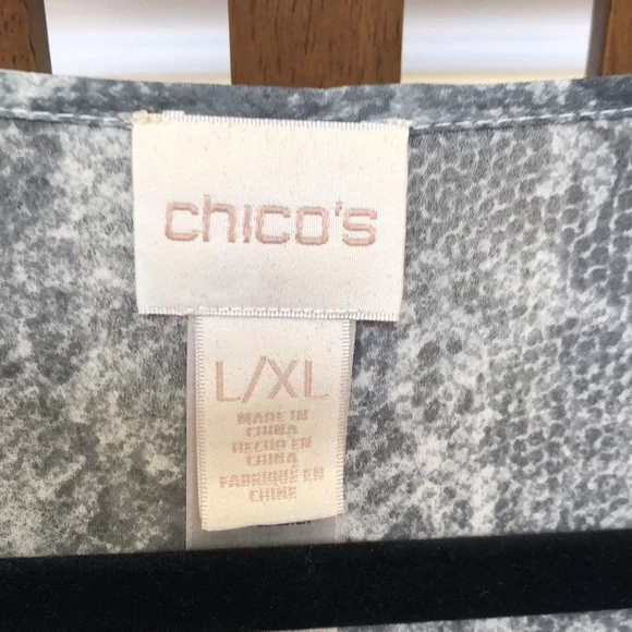 Animal Print Chicos blouse - Picture 2 of 4